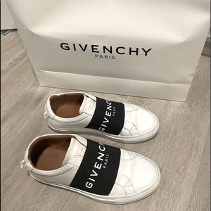 Givenchy Sneakers, Size 8